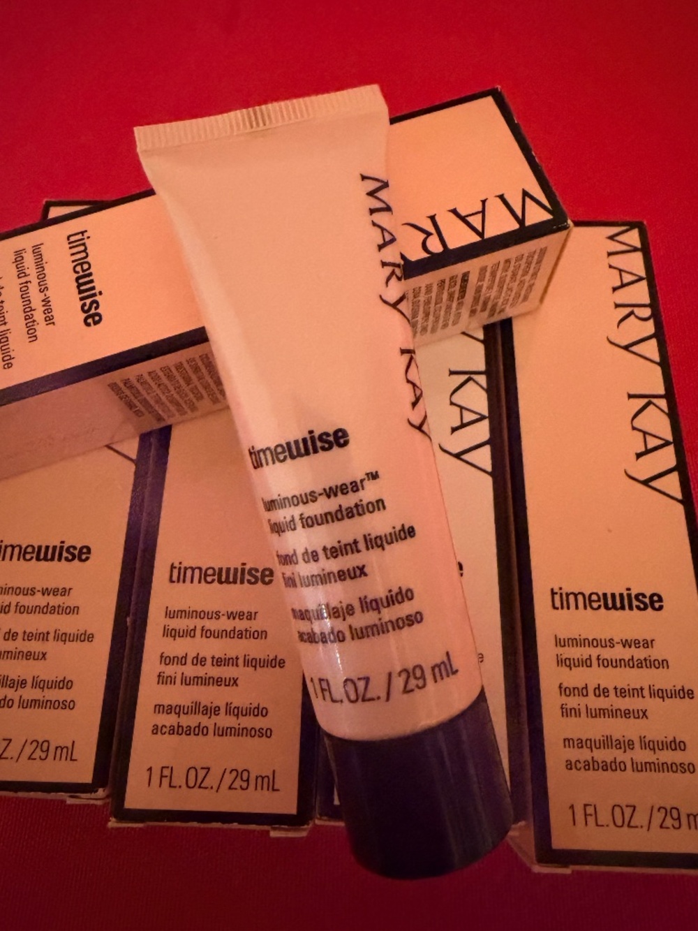 Mary Kay luminous-wear foundation Ivory 5